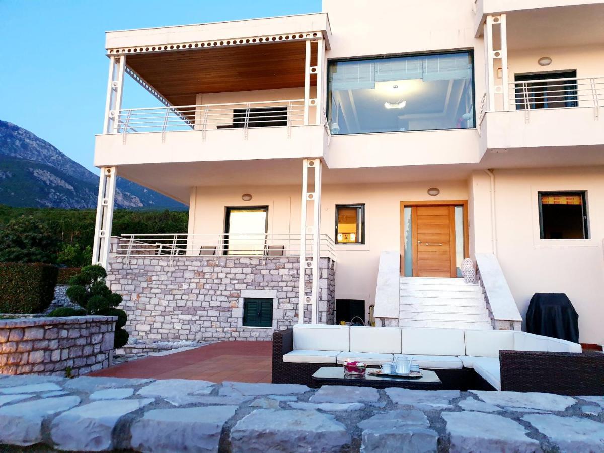 Elaianthos Villa Kalamata Exterior photo